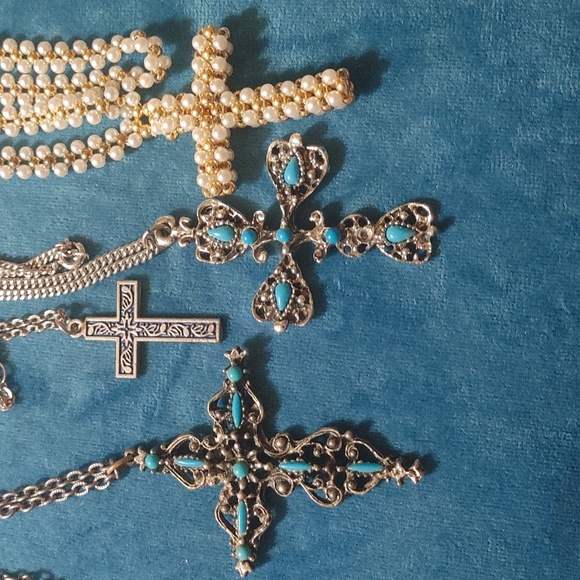 Jewerly Custom | 4 pieces with Necklace | Used Not Sterling Silver - Picture 2 of 4